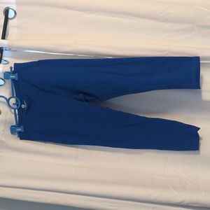 Blue workout capris leggings